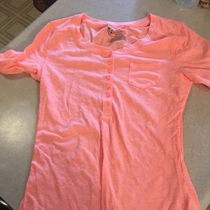 Short sleeve shirt